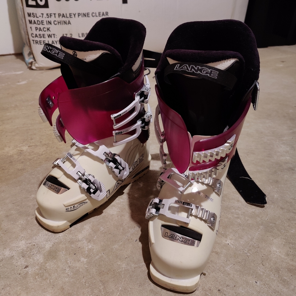 Lange RX 100 L.V. Ski Boots